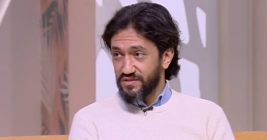 المؤلف عمار صبرى لـ نغم إف إم: مسلسل حكاية نرجس كانت له نهايتان