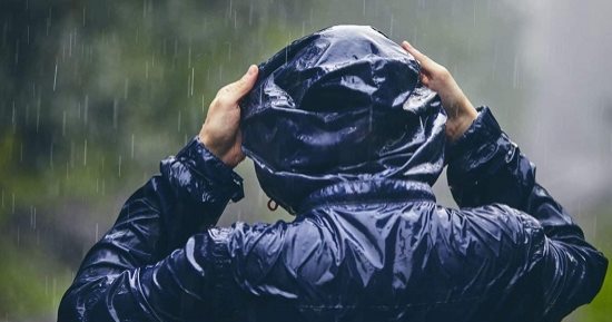 لو مطرت تانى تعمل إيه.. نصائح للخروج من المنزل وقت هطول الأمطار