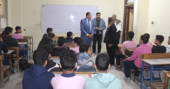 مدير تعليم الجيزة يوجه بفصل الطلاب المتجاوزين لنسب الغياب القانونية