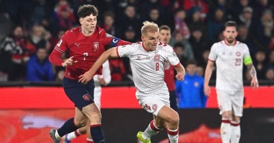 التشيك يحسم بطاقة التأهل لكأس العالم 2026 على حساب الدنمارك بركلات الترجيح