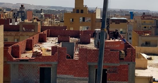 محافظة القاهرة تزيل 90 مخالفة بناء وتغلق محلات غير مرخصة.. صور