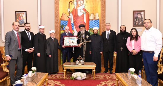  البابا تواضروس الثانى يستقبل قاضى قضاة فلسطين