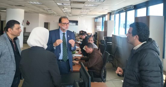 رئيس الهيئة القومية لسلامة الغذاء فى جولة تفقدية لميناء الإسكندرية لتعزيز الرقابة