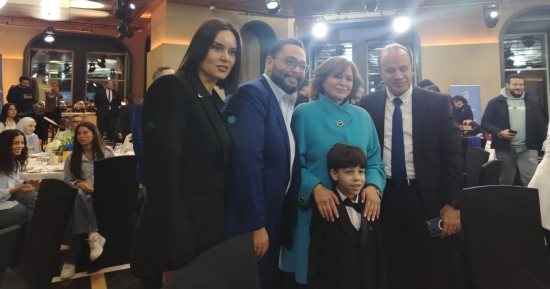 أبطال مسلسل اللون الأزرق يشاركون باحتفالية اليوم العالمى للتوحد