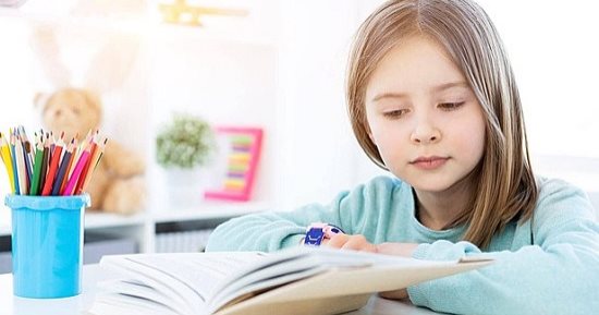 اليوم العالمى لكتاب الطفل.. ليه لازم تعود ابنك على القراءة؟