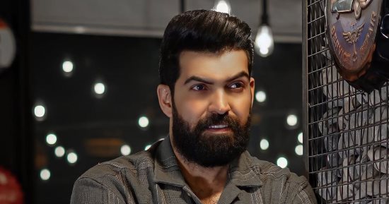 علي قاسم يرصد تحولات الفن السابع في كتاب سيرة السينما في مائة عام
