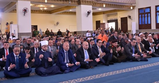 رئيس جامعة القاهرة يشارك فى احتفالات محافظة الجيزة بعيدها القومى