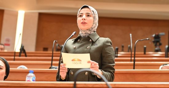 منى قشطة: البرلمانات تستعين بمراكزها البحثية لتطوير الأداء التشريعى والرقابى