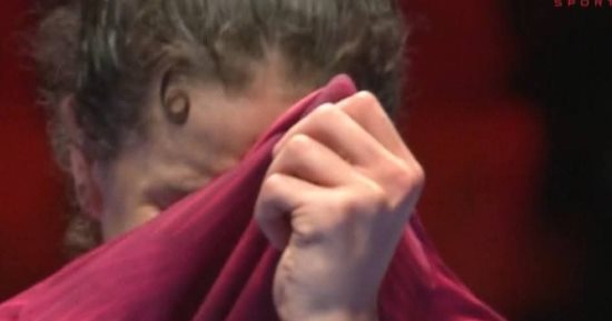انهيار هنا جودة بالبكاء بعد خسارة ربع نهائي كأس العالم لتنس الطاولة