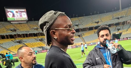 تضاؤل فرص سفر شيكو بانزا مع بعثة الزمالك إلى الجزائر بسبب الإصابة