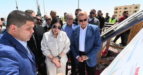  وزيرة الإسكان تتفقد مشروعات البحيرات الجنوبية "نيو مارينا" بالساحل الشمالي