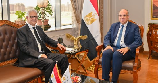 وزير الرى يلتقي نظيره المغربي لبحث سبل تعزيز العلاقات الثنائية
