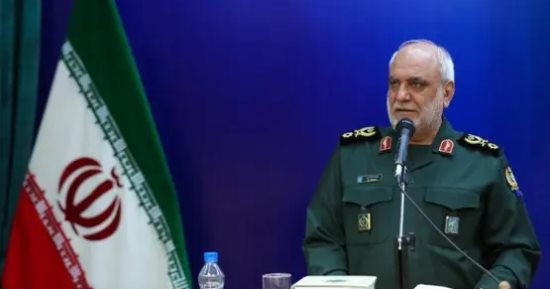 الحرس الثورى يعلن مقتل رئيس استخباراته فى هجوم أمريكى إسرائيلى