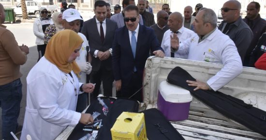 بورسعيد تنهى أزمة الكلاب الضالة بمنظومة علمية متكاملة.. حملات تحصين ضد مرض السعار.. جمع الكلاب الضالة وإيوائها بالشلاتر المخصصة.. تقديم الرعاية البيطرية.. والمحافظ يشدد على اتخاذ كافة الإجراءات الوقائية.. صور