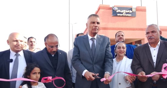 محافظ جنوب سيناء يفتتح مصنع الثلج ومركز توزيع الأسماك بتكلفة 32 مليون جنيه