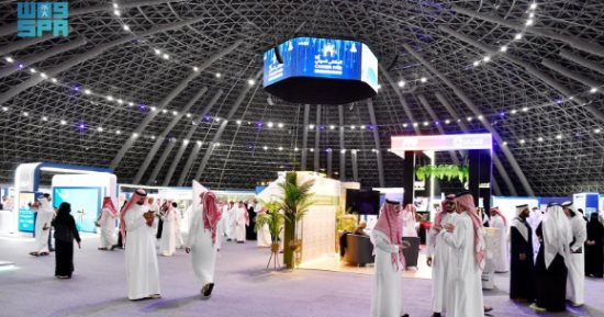 معرض "جدة حاضرها امتداد لماضيها" يوثق تحولات المدينة