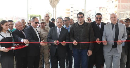 محافظ الشرقية يفتتح مبني مجلس مدينة الحسينية ومجمع مواقف بتكلفة 24 مليون جنيه