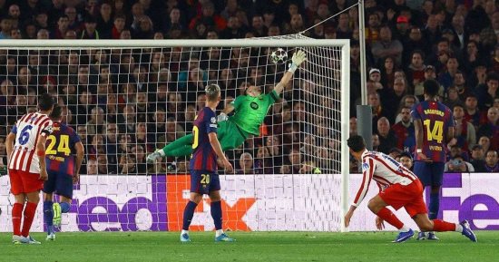 برشلونة ضد أتلتيكو مدريد.. هدف عالمى من توقيع ألفاريز في شباك البارسا "فيديو"