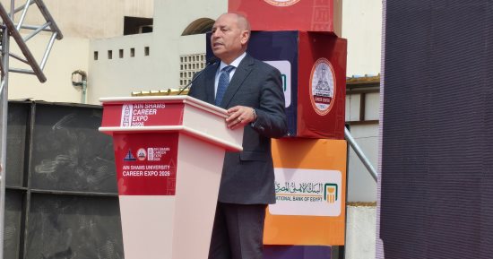 محافظ القاهرة: تقديم كل الدعم لجامعة عين شمس فى خدمة المجتمع وتأهيل الشباب 
