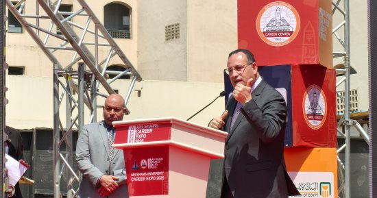 وزير التعليم العالي: تأسيس وحدة للدراسات الاستراتيجية واحتياجات سوق العمل لخدمة طلاب الجامعات والخريجين