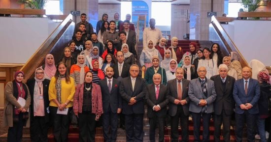 محاضرة بمكتبة الإسكندرية.. استخدامات العلاج الضوئى الديناميكى فى تشخيص وعلاج الأورام 