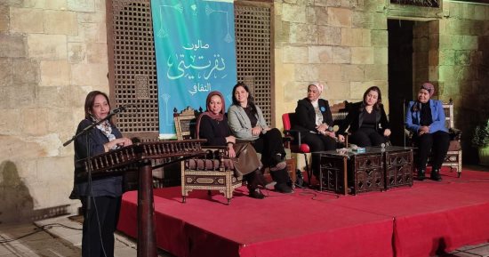 صالون نفرتيتى يستعيد نكهة الهوية المصرية بالبصارة والعدس والرنجة والكحك
