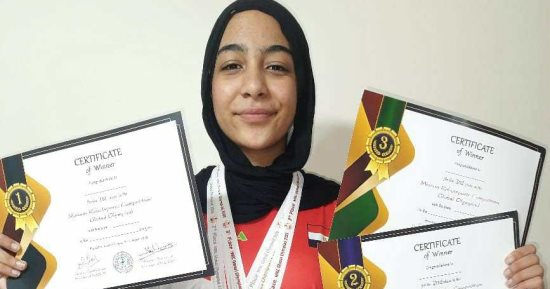 كنزى ترفع اسم مصر وتحصل على 3 ميداليات ببطولة MRC الدولية للبرمجة والروبوتات