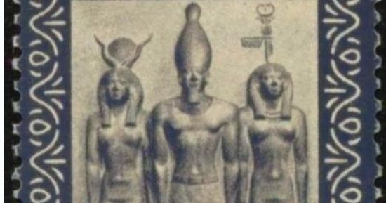 حكاية طابع بريد يعود إلى عام 1947.. يجسد ثالوث الملك منكاورع