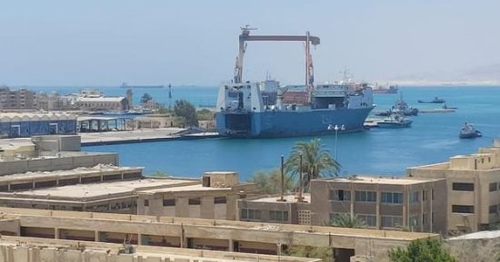 تداول 16 ألف طن بضائع و726 شاحنة بموانئ البحر الأحمر