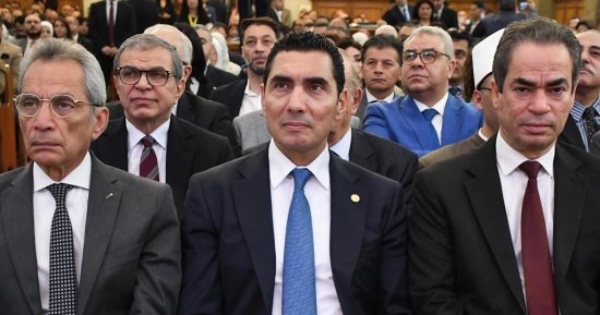 المسلمانى فى احتفال الطائفة الإنجيليّة بعيد القيامة: المحبة قوة 