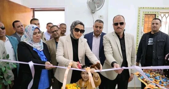 محافظ الوادى الجديد تفتتح مركز الخدمة التموينية المطور بقرية القصر 