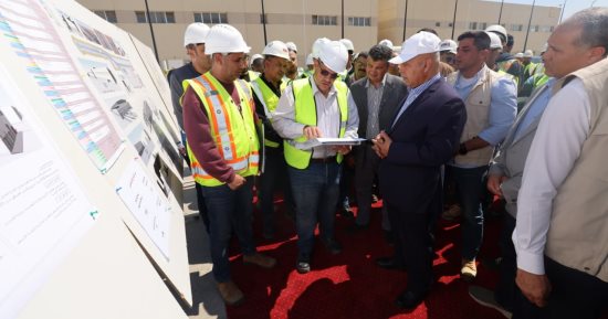 ​وزير النقل يتفقد مشروع مونوريل غرب النيل لمتابعة معدلات التنفيذ 