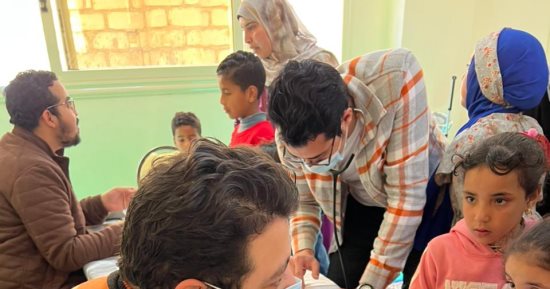 طب الإسكندرية تطلق قافلة طبية متكاملة لخدمة أهالى كينج مريوط