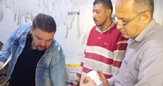 محافظ المنيا: إعدام ربع طن أغذية فاسدة خلال حملة مكبرة بالمدينة