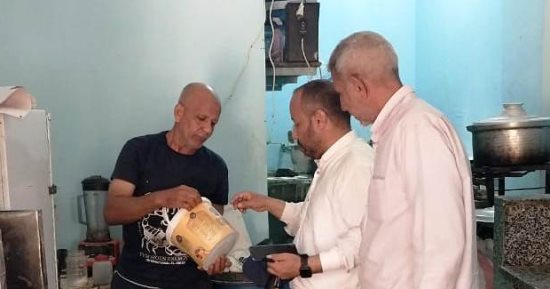شم النسيم.. إعدام 120 كجم من الأسماك المملحة الفاسدة بأسوان