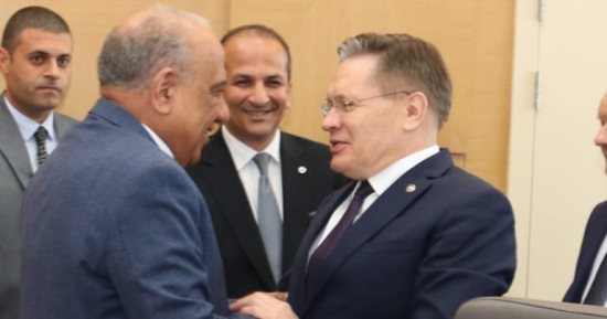 وزير الكهرباء  يجتمع برئيس شركة روسآتوم الروسية لمتابعة تطورات مشروع الضبعة النووية