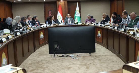 محافظ الجيزة يترأس اجتماع مجلس إدارة التسويق لتعظيم الموارد