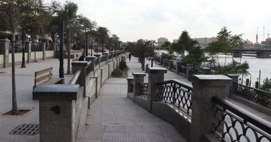 أيقونة جديدة ومتنفس مجانى للاستمتاع بالنيل فى بنها.. ممشى أهل مصر يقترب من الانتهاء.. محافظ القليوبية: اكتمال 3 مراحل وتشغيلها بالفعل.. ويؤكد: تكثيف الخدمات الأمنية وتنفيذ 21 مخرجا لضمان سلامة المواطنين.. صور