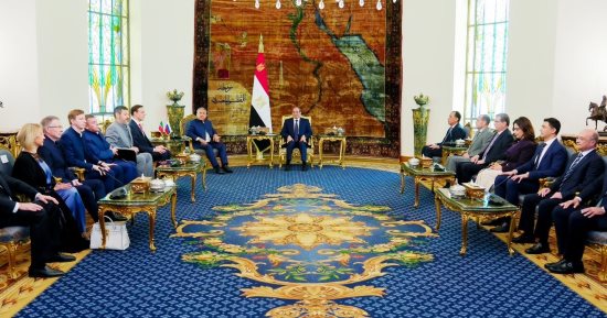 الرئيس السيسى يدعو مستثمرى تتارستان للمشاركة بمشروع المنطقة الصناعية الروسية 