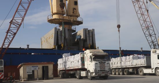 ميناء العريش.. الرهان الجديد لربط سيناء بشبكة التجارة الدولية.. صور