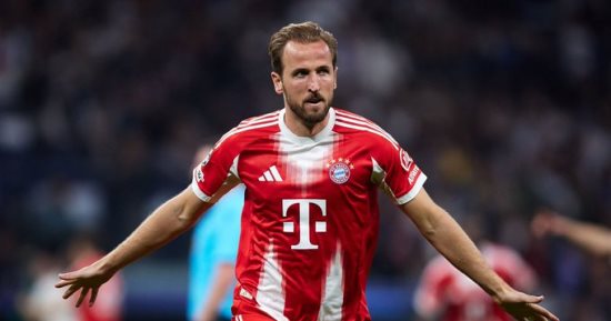 برشلونة يقدم عرضًا مفاجئًا لضم هارى كين وتعويض ليفاندوفسكى