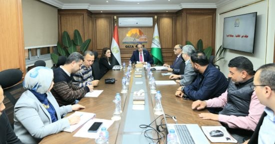 محافظ الجيزة: بحث توصيل الصرف الصحى للمناطق المحرومة بالطالبية