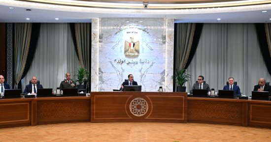 مجلس الوزراء يوافق على اتفاقية للبحث عن البترول فى عدد من المناطق