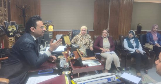 وكيل صحة سوهاج يترأس اجتماع اعتماد مستشفيات طهطا وجهينة ووحدة حروق المستشفى العام
