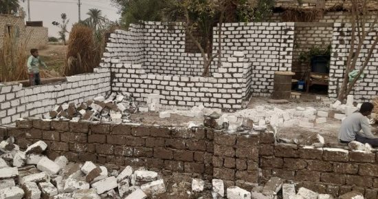 إزالة 6 حالات تعدٍ على الأراضي الزراعية بجهينة ضمن حملات مكثفة بسوهاج