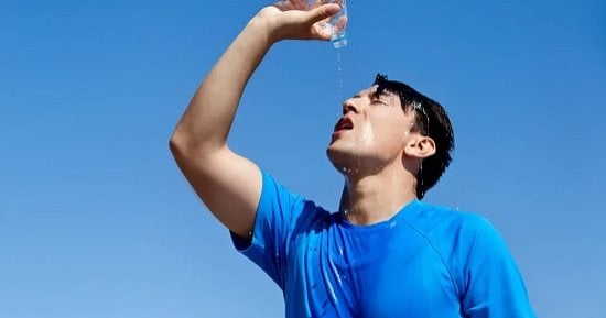 ذروة الموجة الحارة اليوم.. كيف يؤثر ارتفاع الحرارة على مرضى القلب؟