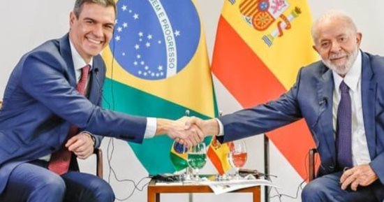 قمة برشلونة.. سانشيز ولولا يدفعان نحو تحالف دبلوماسي مناهض لترامب