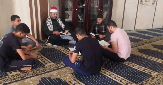 أوقاف سوهاج: عقد مقارئ للجمهور لنشر تلاوة القرآن الكريم وتعليم أحكامه