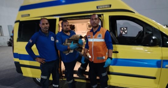 فتاة تضع مولودها على رصيف خط الصعيد بمحطة طنطا ونقلهما للمستشفى