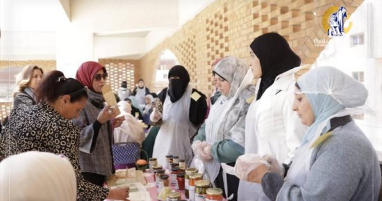القومى للمرأة يتبنى مبادرات دعم السيدات فى المحافظات.. جلسات الدوار لتوفير مساحة حوار مفتوح بالقرى والنجوع.. التوعية بالقضية السكانية والصحة الإنجابية.. تدريب السيدات على أهمية الادخار ضمن برنامج التثقيف المالى